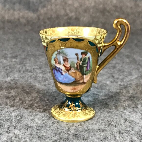 Vintage Austria Hand Painted Gold Gilded Footed Pedestal Teacup - Picture 2 of 8